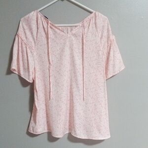 Women's Craft And Barrow Size Small Floral Top